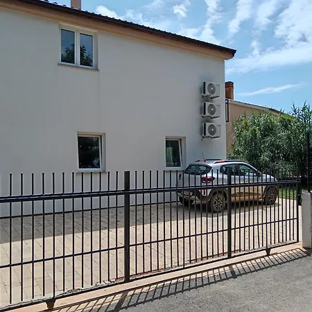 Apartment Duplex House White Private Pool Medulin