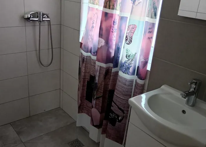 Duplex House White Private Pool *